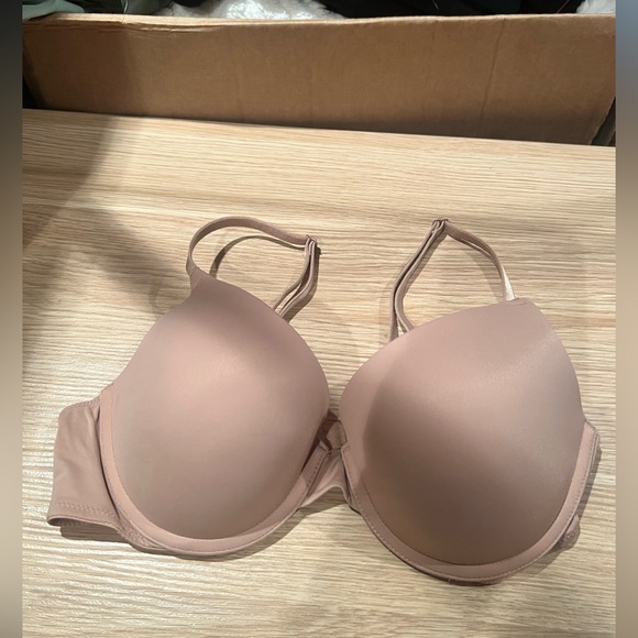 VS - Pink - Everywhere Push-Up Bra